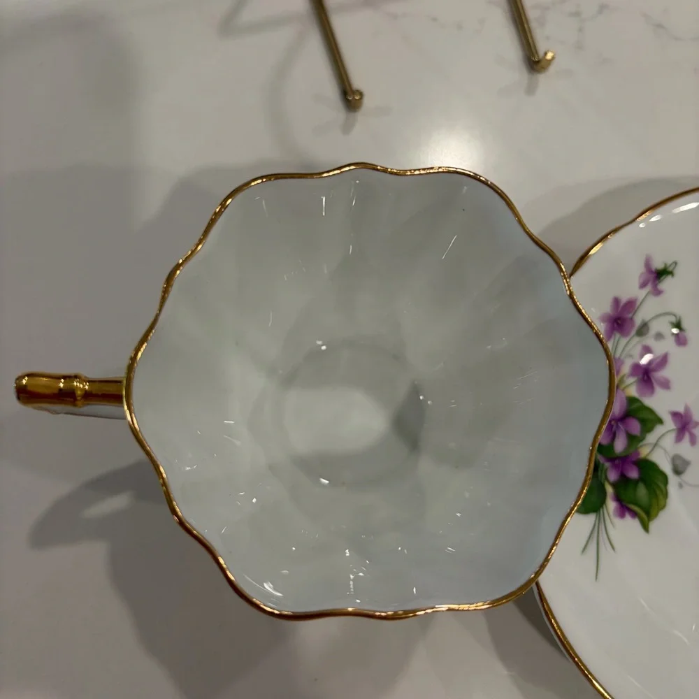 Windsor/Tuscon China violet Floral Tea Set with Gold Trim England